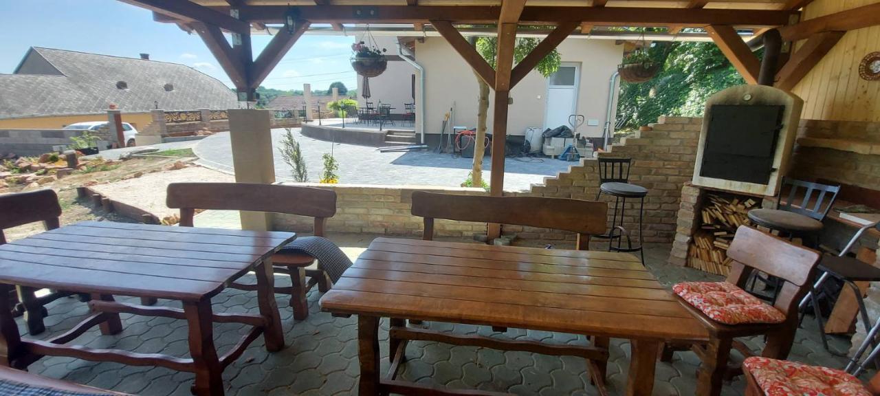 Villa Verteskacsa Vértesacsa Εξωτερικό φωτογραφία