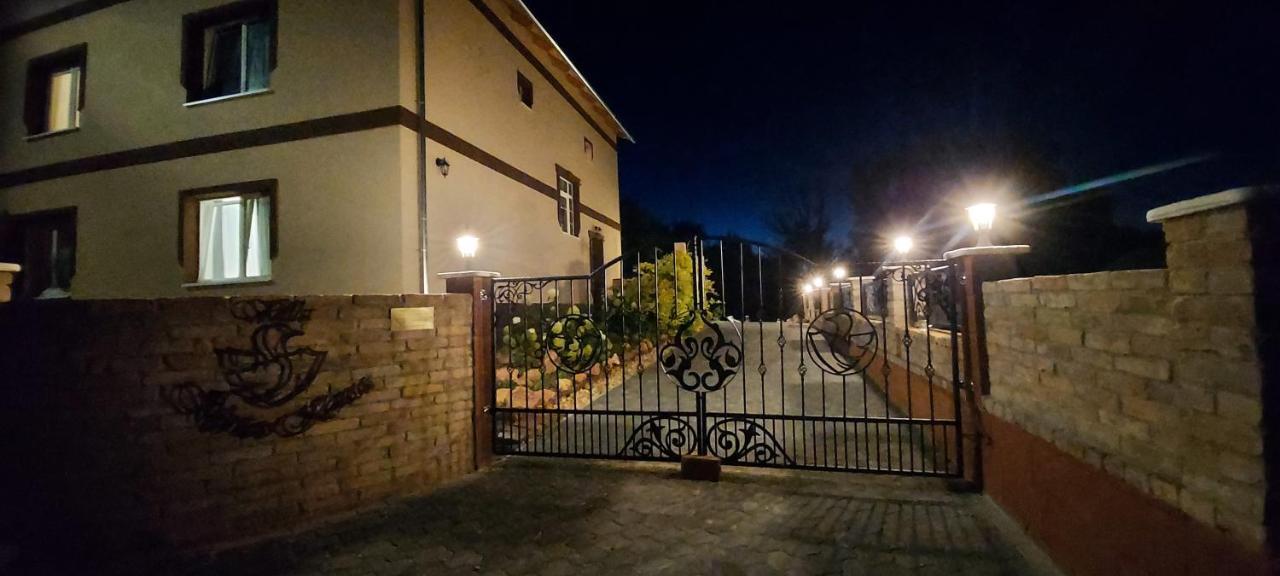 Villa Verteskacsa Vértesacsa Εξωτερικό φωτογραφία