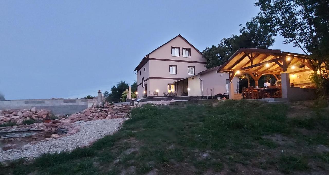 Villa Verteskacsa Vértesacsa Εξωτερικό φωτογραφία